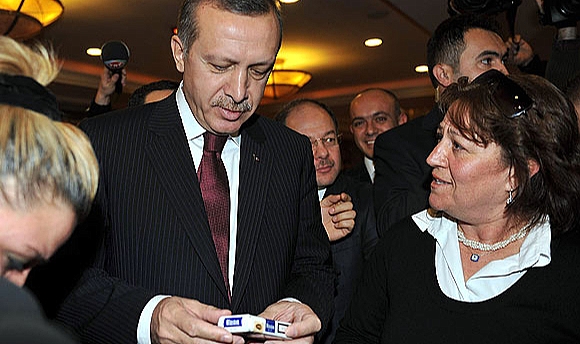 Örtülü Yasak Devam Ediyor: Bir Sigara Grubuna Daha Zam