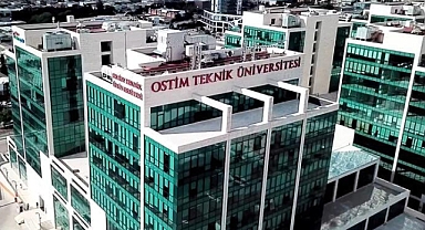 Ostim Teknik Üniversitesi Öğrencilerinden Mezuniyet Töreninde 'Bozkurt' İşareti