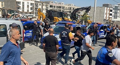 Şanlıurfa'da Zabıta ile Seyyar Satıcılar Arasında Kavga: 15 Yaralı