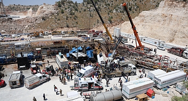 Şırnak Gabar'da Sondaj Kulesi Devrildi: 3 İşçi Enkaz Altında Kaldı