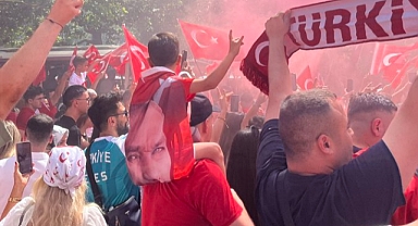 Üstün Alman Ilıklığının Bozkurt Alerjisi: Hollanda Maçı Sonrası 64 Kişi Hakkında Soruşturma Başlatıldı