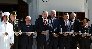 İktidardan Zafer Bayramı 'Kutlaması': AKP'li Cumhurbaşkanı Erdoğan, Milli Savunma Üniversitesi Kara Harp Okulu Cami Açılışına Katıldı 