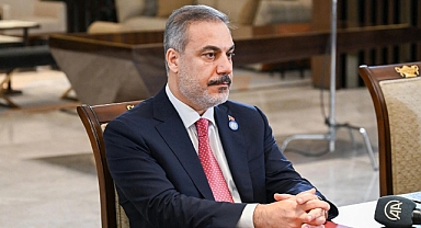 AKP'li Dışişleri Bakanı Hakan Fidan, 30 Ağustos'u Atatürk'ün Adını Anmadan Kutladı