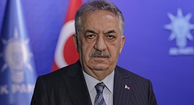 AKP'li Hayati Yazıcı Ağzındaki Baklayı Çıkarttı: Anayasayı 1. Maddesinden Sonuncu Maddesine Kadar Değiştireceğiz