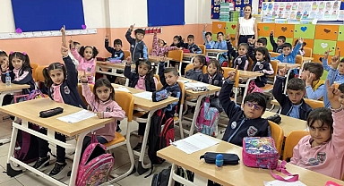 AKP'nin Eğitim Sistemi: Okullarda 'Bağış' Adı Altında Kayıt Ücreti Alınıyor