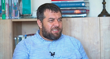 Bir Merd-i Kıptî Meselesi: Mürteci Yeni Şafak Yazarı, Kaçak Göçmenleri Savunayım Derken Neden Gitmeleri Gerektiğini Anlattı 