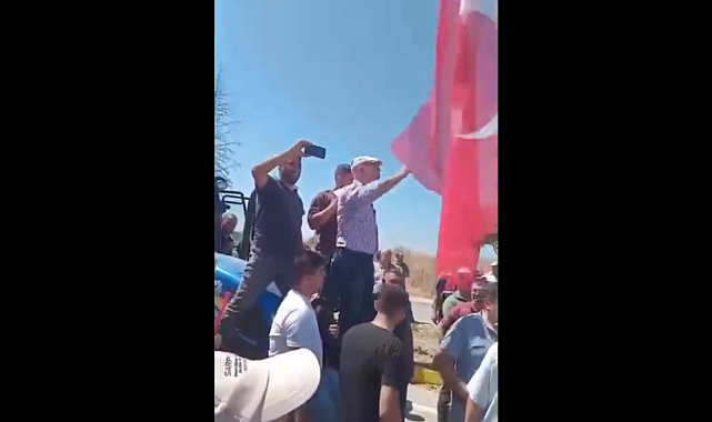 CHP'li Vekil, Eylem Yapan Çiftçileri 'Daha Fazla Taşkınlık Yapmayın, Yolu Daha Fazla Kapalı Tutarak Rahatsızlık Vermeyin' Diye Azarladı
