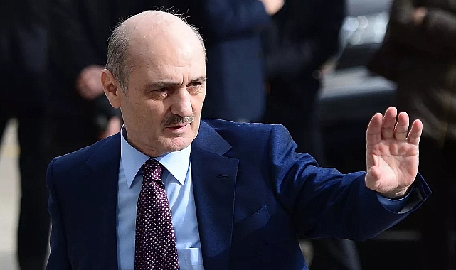 Eski AKP'li Bakan Erdoğan Bayraktar'dan İktidara Tepki: