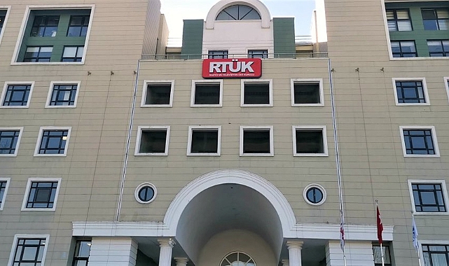 İktidarın Sansür Sopası RTÜK'te Akraba Kadrolaşması: Eş, Dost, Herkes RTÜK'te
