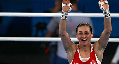 Milli Boksörümüz Busenaz Çakıroğlu, Paris 2024'te Gümüş Madalya Kazandı