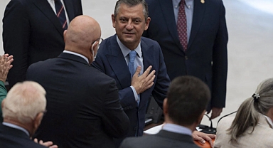 Özgür Özel'den Numan Kurtulmuş'a Çağrı: Parti Temsilcileri ile Görüşün, Toplantıyı Siz Yönetin