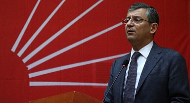 Özgür Özel'den 'Rende Binası'nın Instagram Yasağına Tepki: Bugün Yapılanlar Hiçbir Ülkede Olmaması Gereken Şeyler