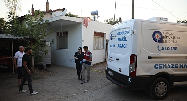 Vahşet: Sevgilisini Başını Taşla Ezerek Öldürdü