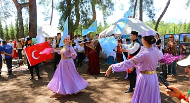3. Uluslararası Yörük Türkmen Festivali Antalya'da Düzenlendi