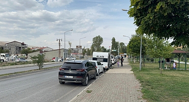 Bitlis'in Tatvan İlçesinde Kamp Yapan Fransız Kadın, Çadırında Saldırıya Uğradı