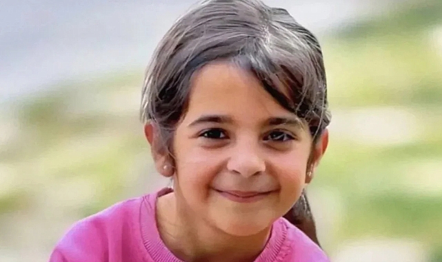 Diyarbakır Valiliği, Narin Güran'ın Ölümüyle İlgili Açıklama Yaptı: 'Ceset Çuval İçerisinde Bulundu, Üzeri Doğal Bir Görüntü İçin Ağaçlarla Kaplanmış'