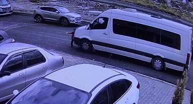Erzurum'da Bir Servis Şoförü 6 Yaşındaki Çocuğu Araçla Ezdi, Yaralı Çocuğu Evinin Önüne Götürüp 'Balkondan Düştü' Dedi