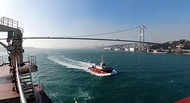 İstanbul Boğazı Gemi Trafiğine Kapatıldı