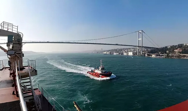 İstanbul Boğazı Gemi Trafiğine Kapatıldı