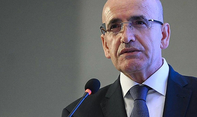 Mehmet Şimşek'ten 'Büyüme' Yorumu: Zorlu Bir Dönemi Geride Bıraktık, Muhalefet 'Yükü Vatandaş Çekiyor' Diyor Ama Bu Gerçek Değil