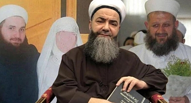 Mürteci 'Cübbeli' Ahmet 6 Yaşındaki Kızını Evlendiren Babayı Savundu