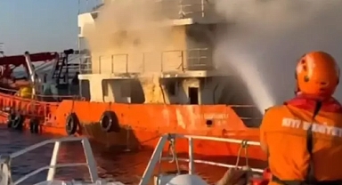 Şile Açıklarında Gemide Yangın Çıktı