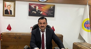 Sivas'ta YRP'li Belde Belediye Başkanı ve Meclis Üyeleri Partiden İstifa Etti