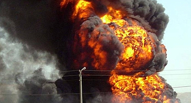 Ukrayna, Rusya'ya İHA ile Saldırdı: Mühimmat Deposu Patladı, 1200 Kişi Tahliye Edildi