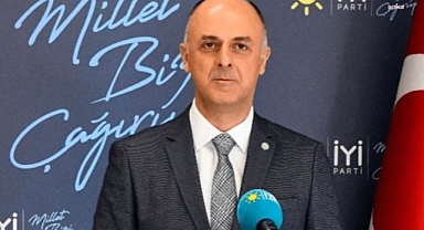 Ümit Özlale İYİ Parti'den İstifa Etti
