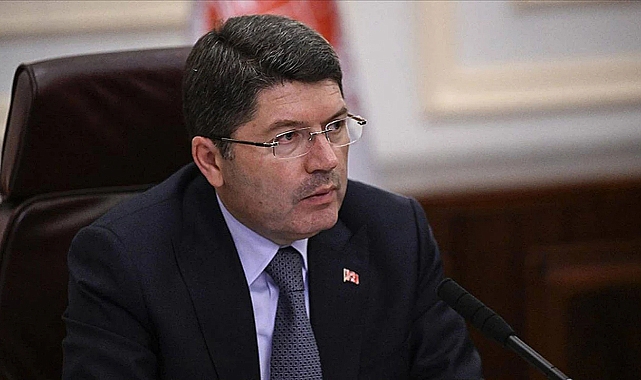AKP'li Adalet Bakanı Yılmaz Tunç: Basit Suçlara da Hapis Cezası Olacak, 2 Yılın Altında Ceza Alanlar da Cezaevine Girecek, İyi Hal İndirimini Tartışıyoruz