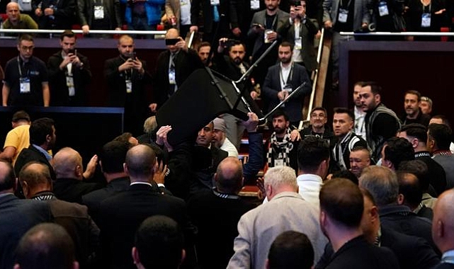 Beşiktaş Kongresinde Kavga Çıktı