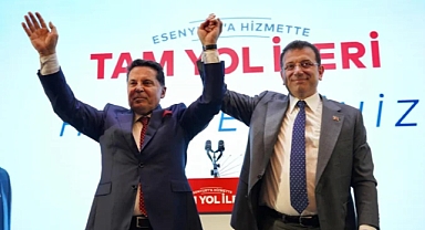 İmamoğlu'ndan Ahmet Özer Tepkisi: Öcalan'ın Meclis'te Konuşmasına Zemin Hazırlandığı Dönemde CHP'li Bilim İnsanı Terör İddiasıyla Gözaltına Alınıyor