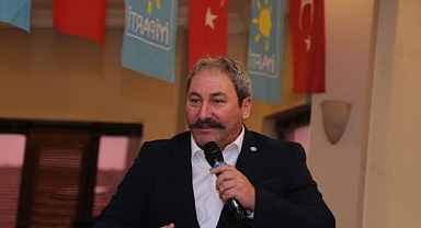 İYİ Partili Tolga Akalın, Türklerin Şanlı Malazgirt Zaferi'ne Kürtleri ve Arapları da Dahil Eden Erdoğan'a Tepki Gösterdi: Cahil Olabilirsin, Ancak Aptallık Yapamazsın
