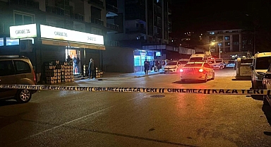 İzmir'de İki Grup Arasında Çıkan Kavgada Bir Polis Memuru Şehit Oldu
