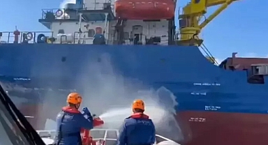 Sedef Adası Açıklarında Bir Gemide Çıkan Yangın Sonucu 2 İşçi Hayatını Kaybetti