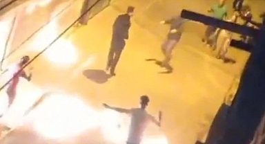 Şiddet Gören Kadın Baba Evine Sığındı, Fail Erkek Eve Kardeşiyle Beraber Molotof Attı 