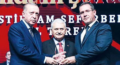 AKP'li Cumhurbaşkanı Erdoğan'ın Ödül Verdiği Şirket, Antalya'daki Lüks Otelin Çatısına Kaçak Kat İnşa Etti