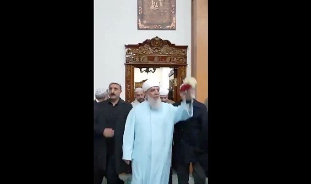 Bu Cüreti AKP'den Alıyorlar: Mürteci Menzil Örgütü Elebaşı Muhammed Saki İstanbul'da Gövde Gösterisi Yaptı