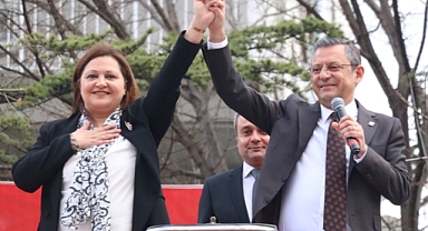 CHP'li Burcu Köksal'dan Özgür Özel İması: DEM Eş Başkanının Konuştuğu Otobüs Üstünde Olmam