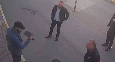 Iğdır'da AKP İl Binasına Satırla Saldıran Şahıs Akıl Hastanesine Sevk Edildi