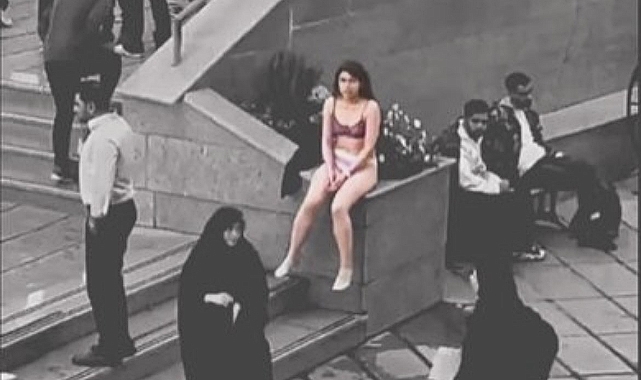 İran'ın Faşist Molla Rejimini Protesto Eden Kadın Öğrenciyi Akıl Hastanesine Yatırdılar