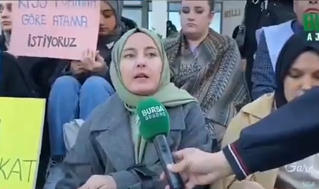 KPSS Mülakatında Elenen Öğretmen Adayı Şehit Kızı Tepki Gösterdi: Mülakatta 3'te 3 Yaptım, Bu Ülkeye Babamı Verdiğim için mi Bir Puan Bile Verilmedi?
