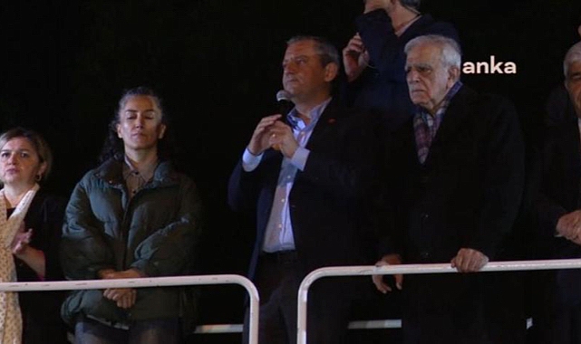 Özgür Özel: Her Kürt Kendini Manisalı, Rizeli Kadar Eşit Hissedene Kadar Demokrasi Mücadelesi Vereceğiz