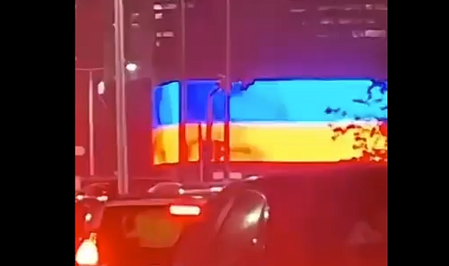 Putin'in Kazakistan Ziyareti Sırasında Hackerlar Ekranlardaki Rus Bayrağını Ukrayna Bayrağı İle Değiştirdi