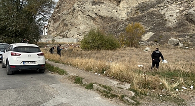 Sivas'ta Dehşet: Mezarlıkta Parçalanmış Bebek Cesedi Bulundu