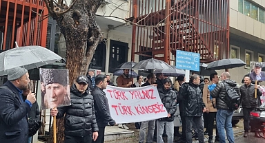 Zafer Partisi, Kerkük Türkleri İçin Irak Konsolosluğu Önünde Eylem Yaptı