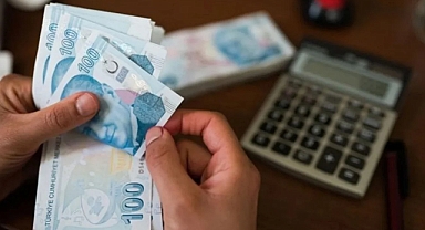 2025 Asgari Ücreti Belli Oldu, Muhalefetten Tepkiler Peş Peşe Geldi: Sarayın Penceresinden Halkın Sofrası Gözükmez