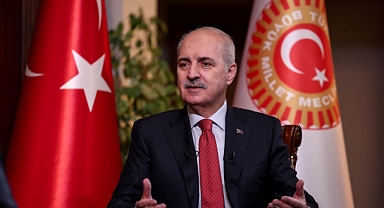 AKP'li Numan Kurtulmuş'tan Suriye Açıklaması: Güvenli Geri Dönüşleri İçin Destek Veririz, Ama Kalmak İsterlerse Başımızın Üstünde Yerleri Var