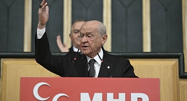 Bahçeli: Esad'ın, Türkiye'yle Ön Şartsız Diyalog Kurması, Önce Kendi Hayrına, Sonra da Ülkesinin Çıkarınadır