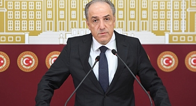 Mustafa Yeneroğlu, DEVA Partisi'nden İstifa Etti: 'AKP'ye Geçecek' İddiası